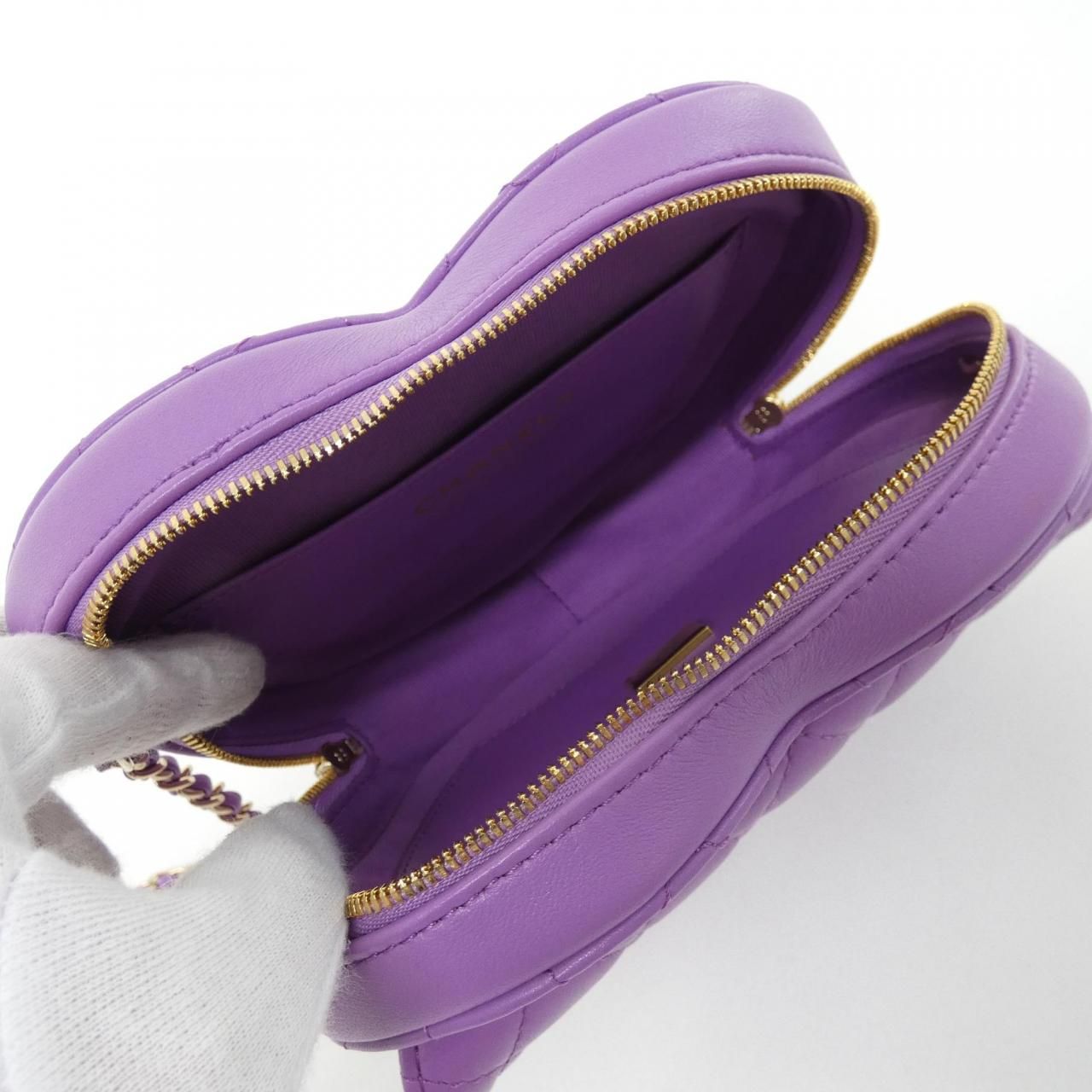 Chanel Shoulder Bag Purple — view 8