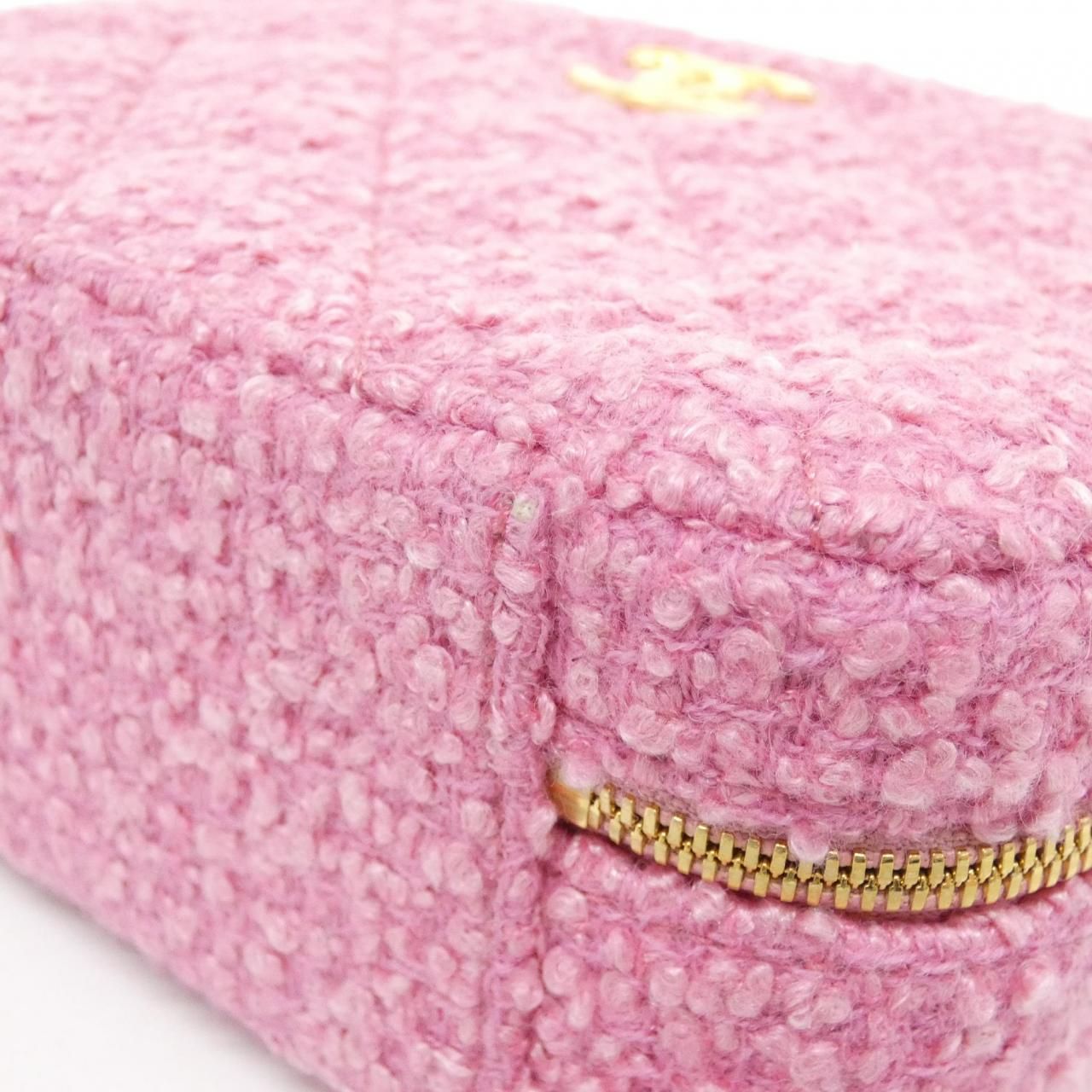 Chanel Bag Handbag Pink — view 3