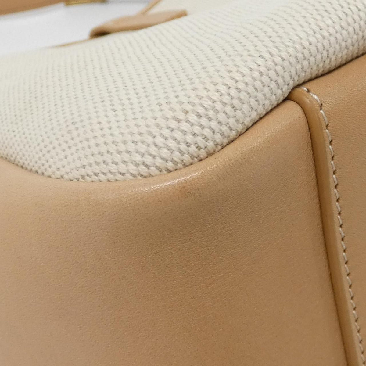 Saint Laurent Le5 a 7 Shoulder — view 3