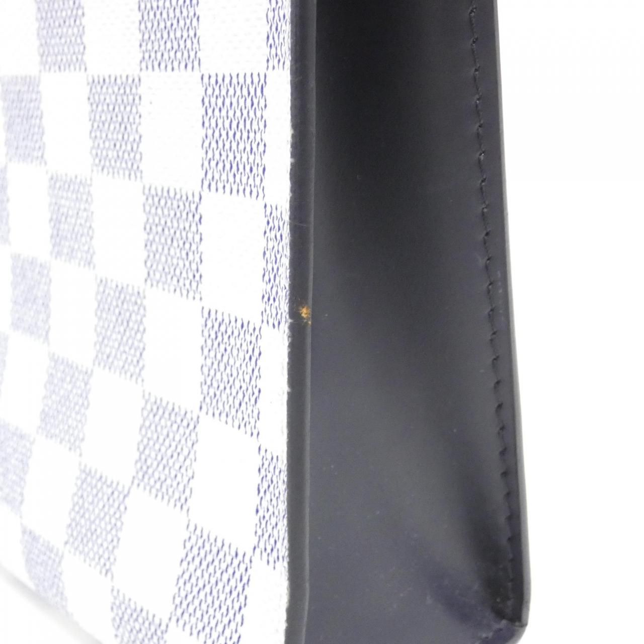 Louis Vuitton Damier Coast Pochette Voyage — view 7