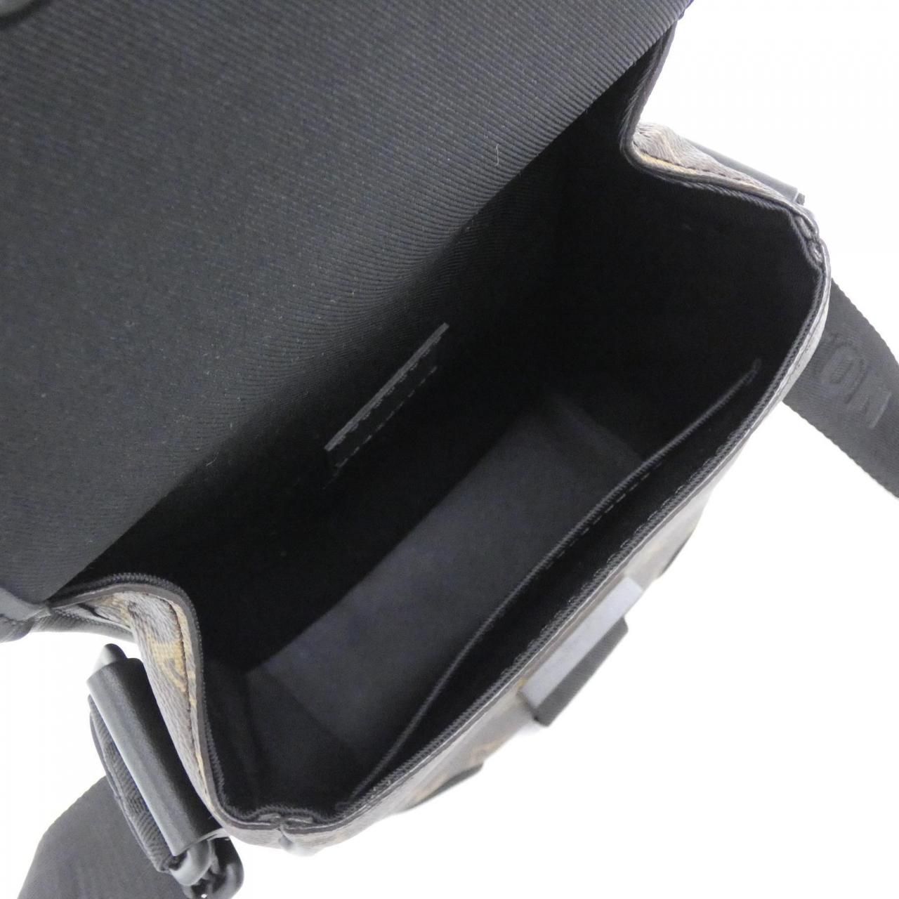 Louis Vuitton Monogram Macassar Arch Messenger PM Shoulder — view 7