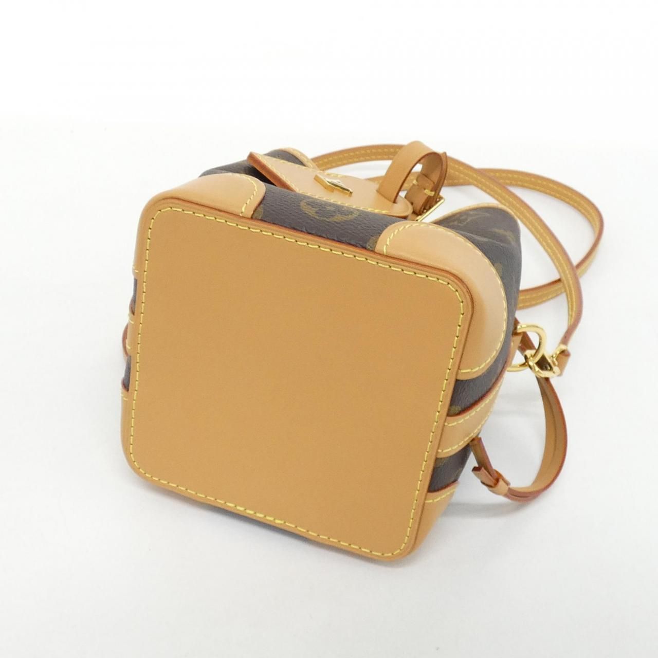 Louis Vuitton Monogram Noe Purse Shoulder — view 3