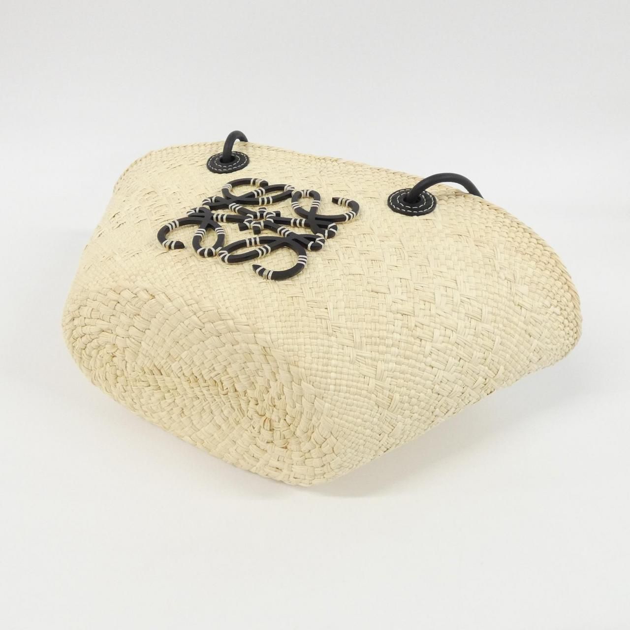 Loewe Anagram Basket Bag Small — view 3