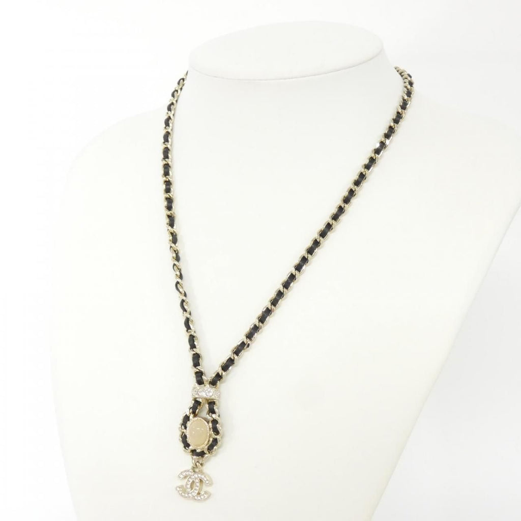 Chanel Necklace Gold — view 5