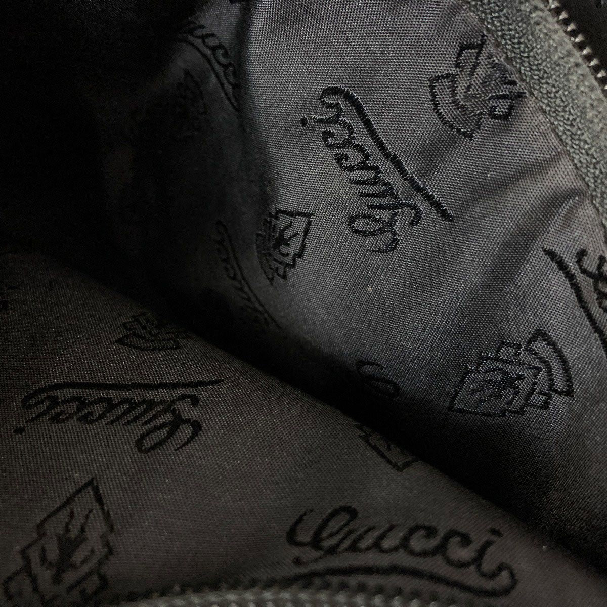 Gucci GG Signature Guccissima Shoulder Bag Leather — view 8