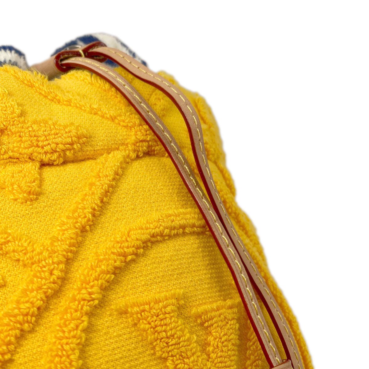 Louis Vuitton Bucket LV Vacation Shoulder Bag Cotton Leather — view 9