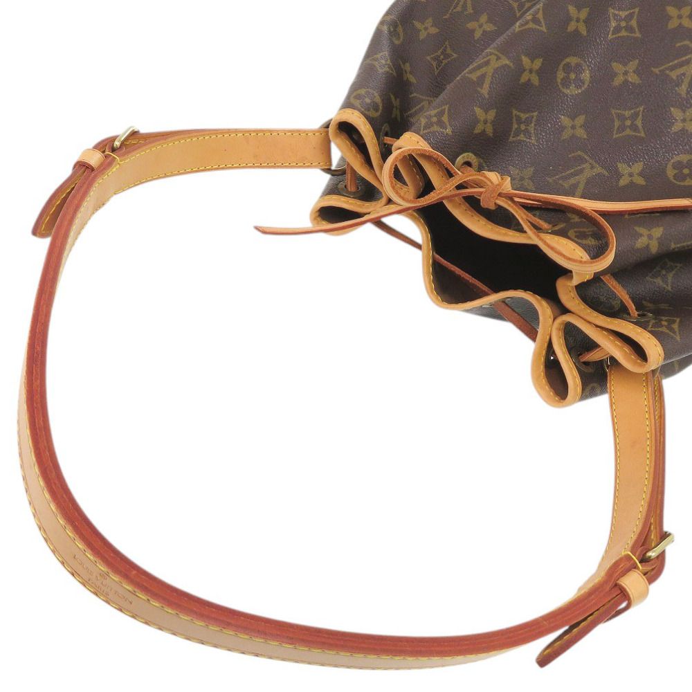 Louis Vuitton Noe Monogram Shoulder — view 6