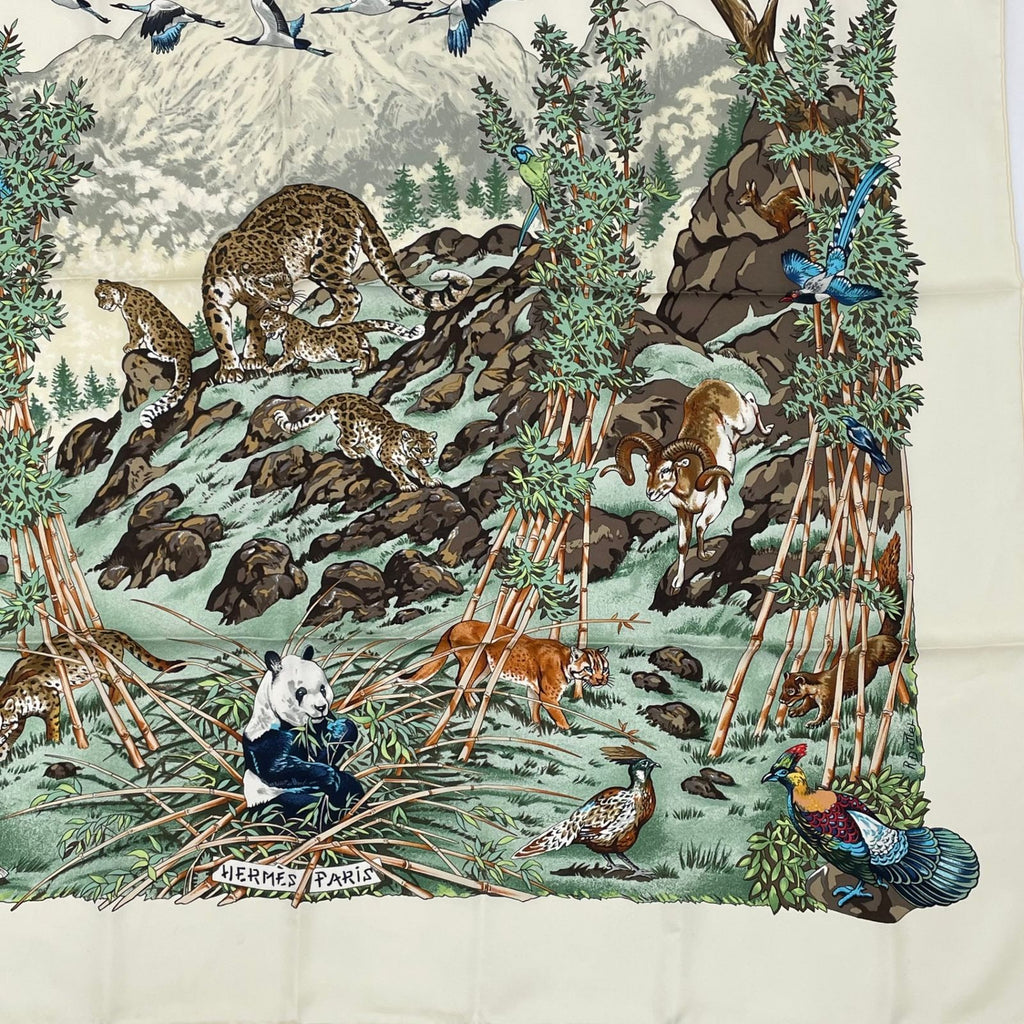 Hermes Carre 90 Scarf Sichuan White — view 5