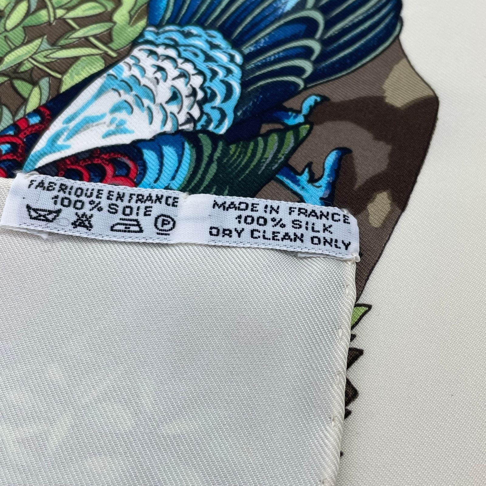 Hermes Carre 90 Scarf Sichuan White — view 7
