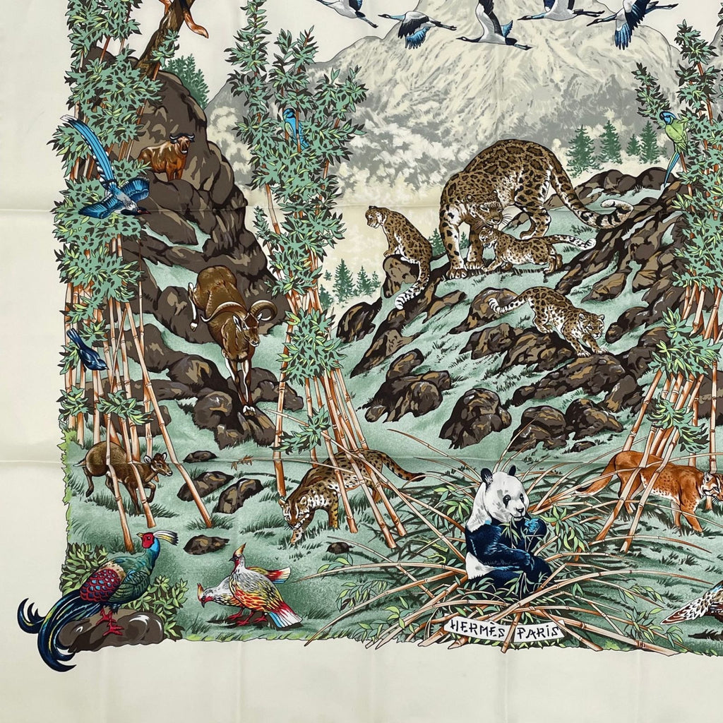 Hermes Carre 90 Scarf Sichuan White — view 4