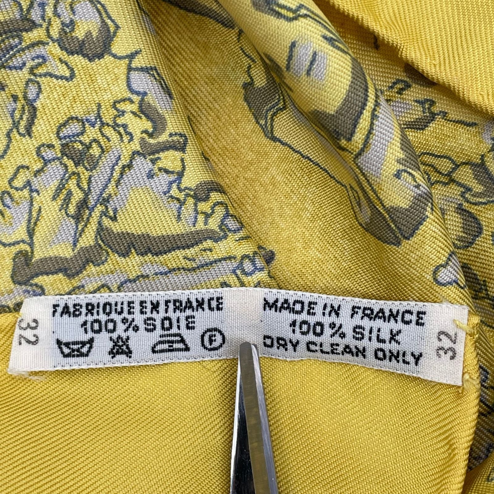 Hermes Carre 90 Neige D'antan Last Year's Snow Yellow Silk 100% Scarf — view 7