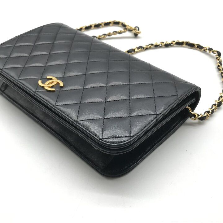 Chanel CC Logo Quilted Leather Push Lock Chain Shoulder Bag Black — view 5