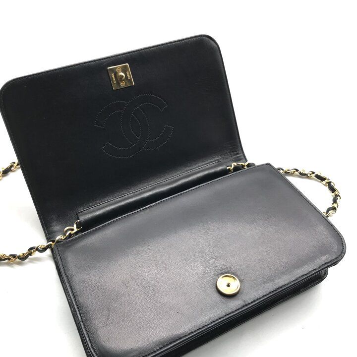 Chanel CC Logo Quilted Leather Push Lock Chain Shoulder Bag Black — view 9