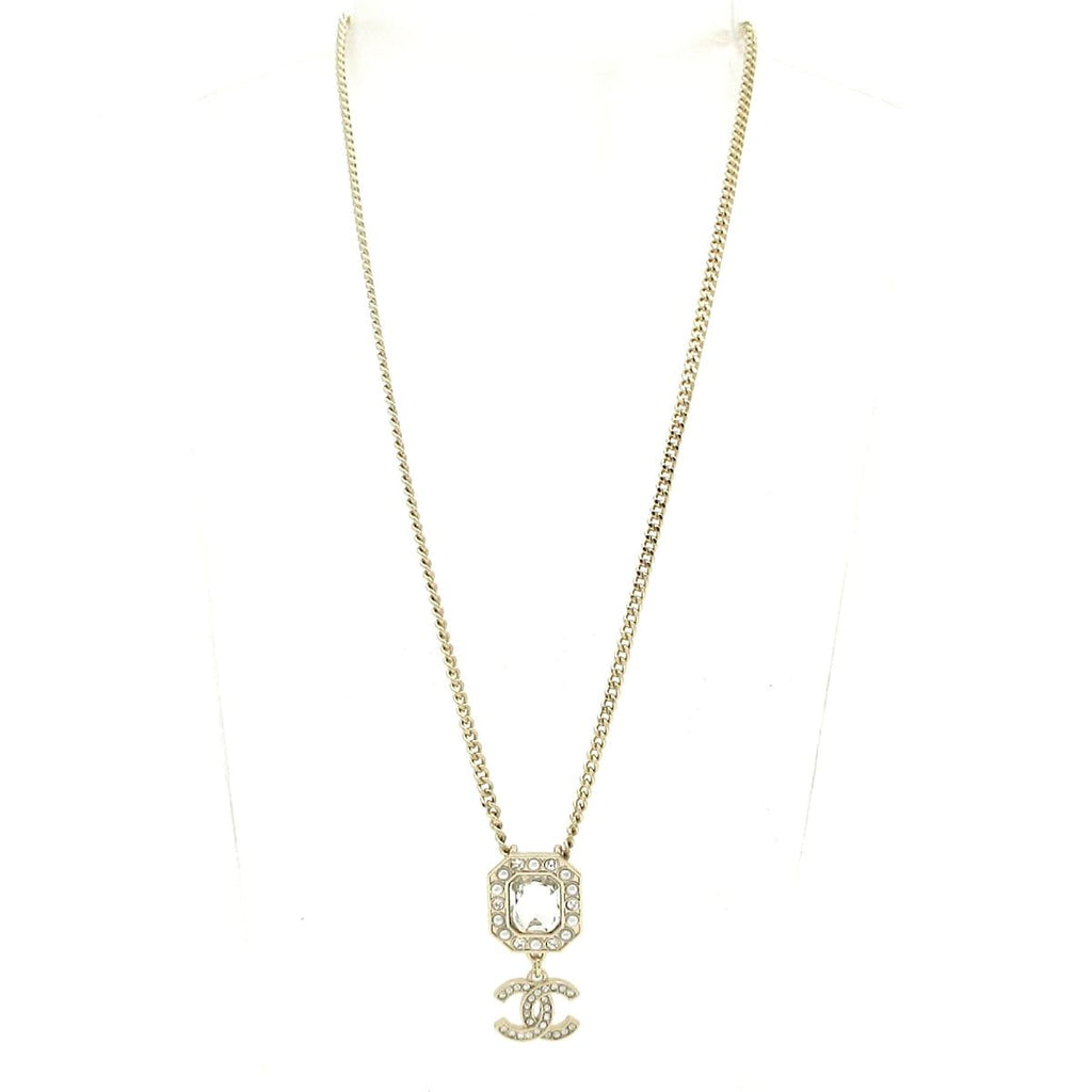 Chanel Necklace CC Logo Gold Clear Ivory — view 2