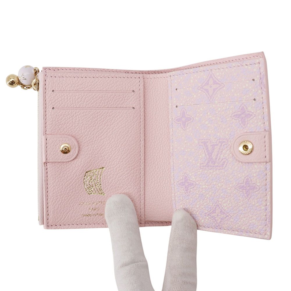 Louis Vuitton Bifold Wallet Monogram Empreinte Portefeuille Lisa — view 4