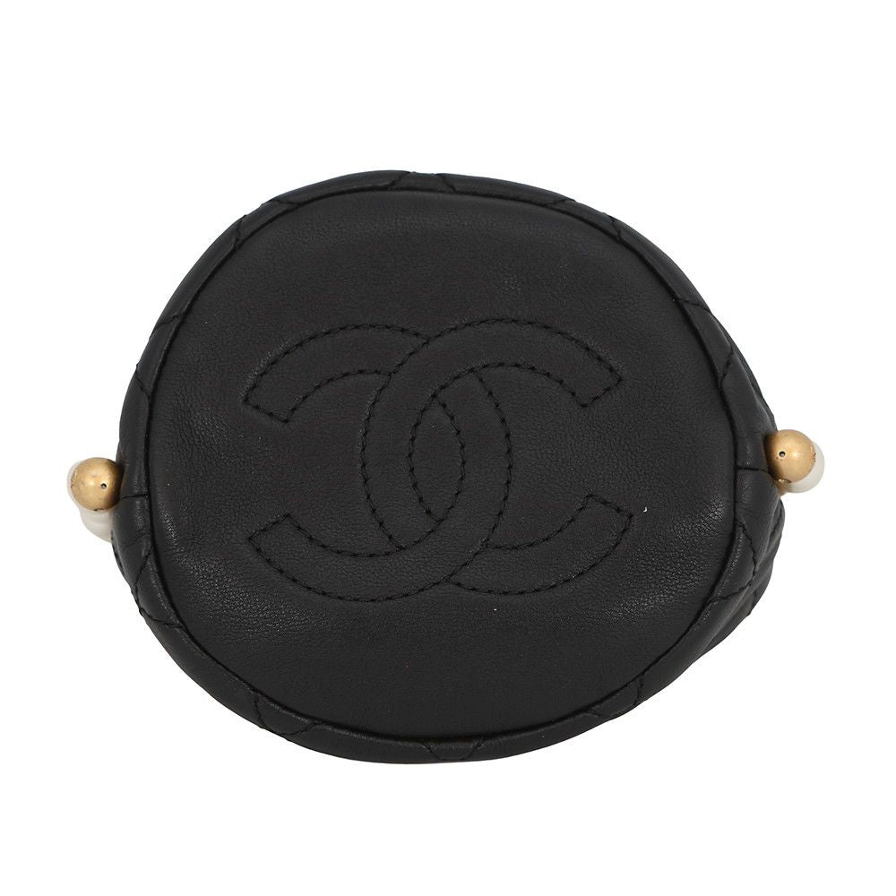 Chanel Chain Shoulder Bag Pearl Quilted CC Logo Black — view 3