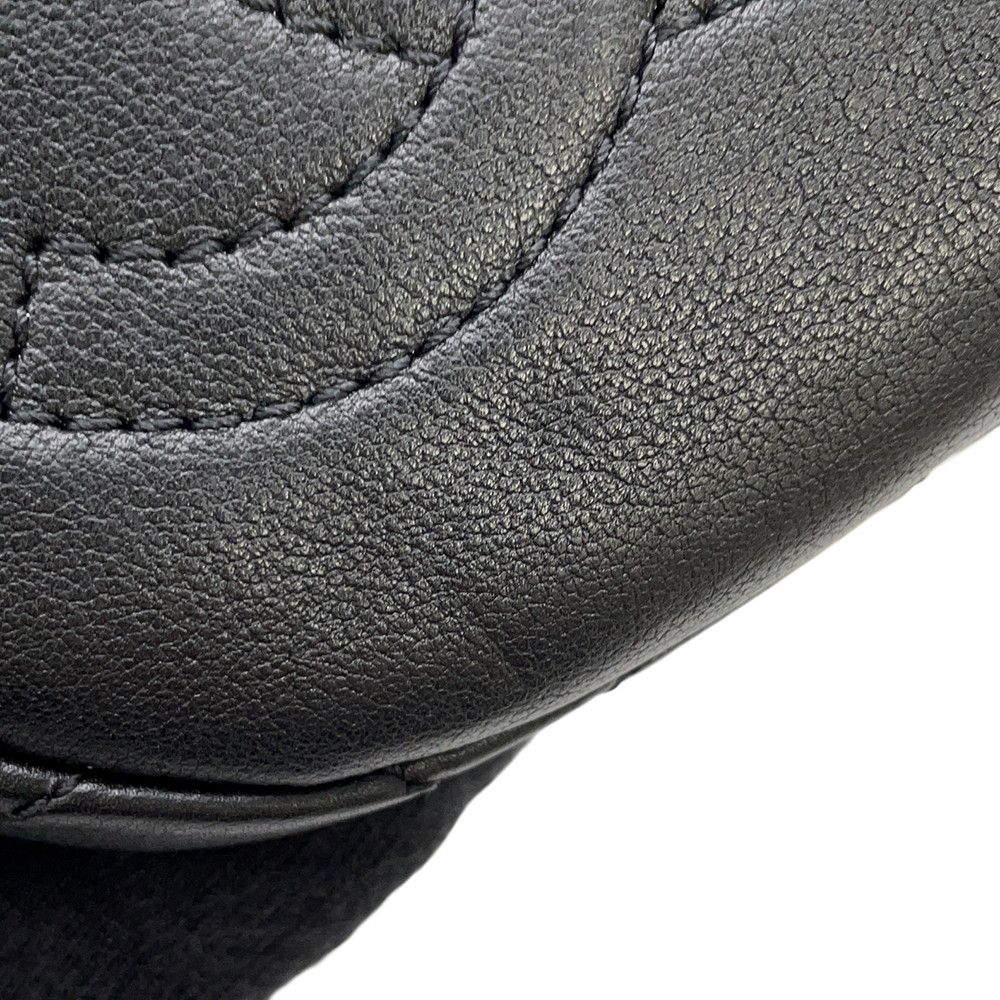 Chanel Chain Shoulder Bag Pearl Quilted CC Logo Black — view 7