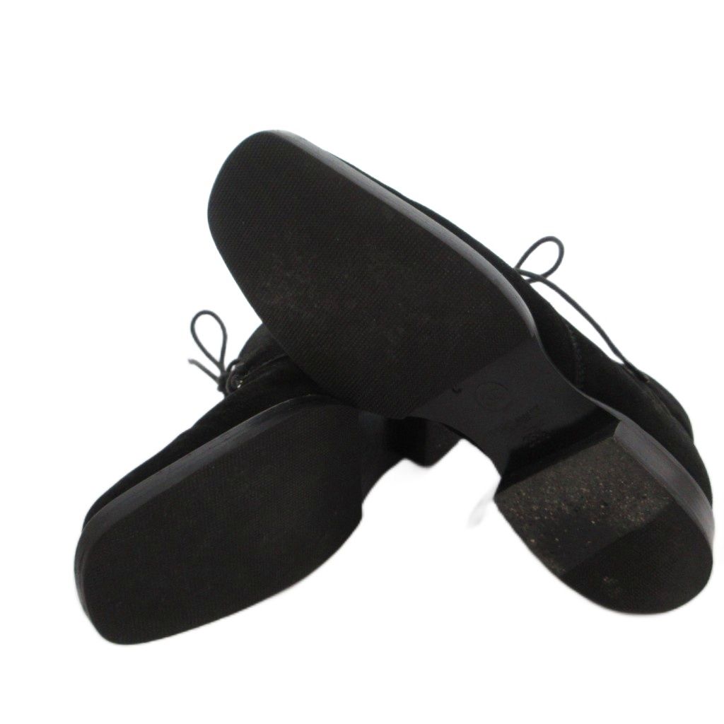 Chanel Lace Up Shoes Logo CC Suede 35.5 Black — view 6