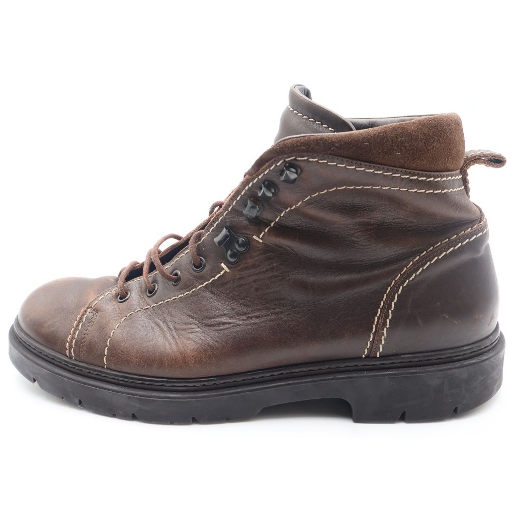Louis Vuitton Leather Lace Up Short Boots Brown
