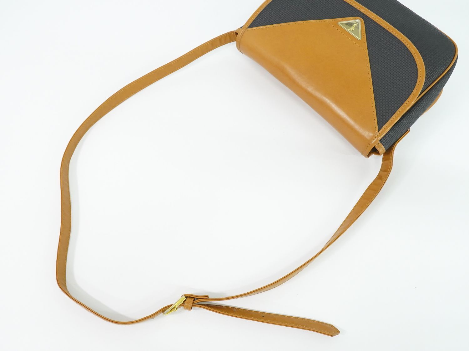 Saint Laurent YSL Shoulder Bag Pochette Black Brown — view 4
