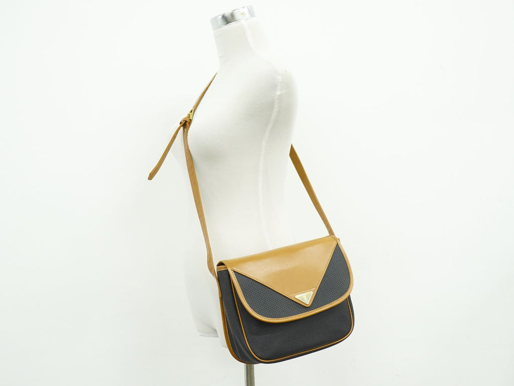 Saint Laurent YSL Shoulder Bag Pochette Black Brown — view 6