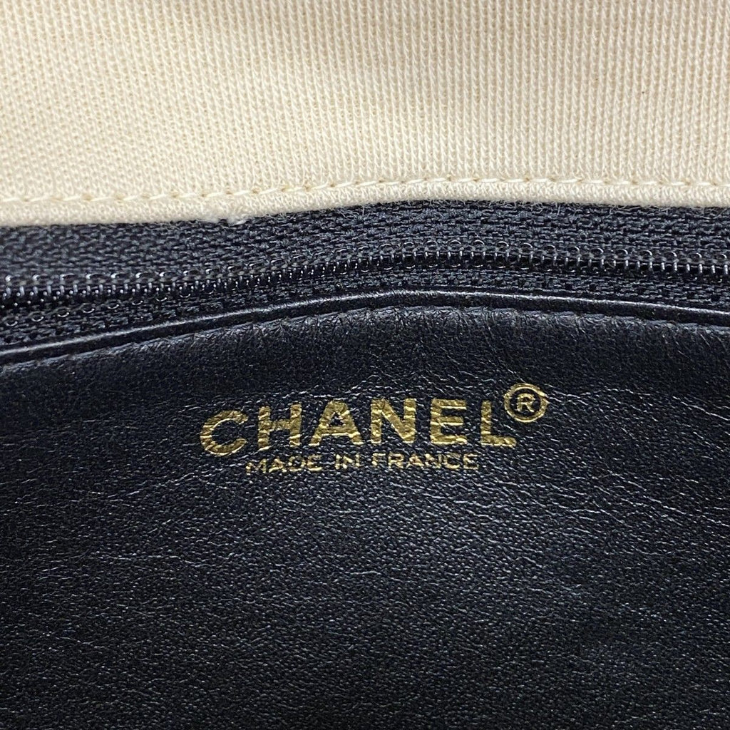 Chanel Shoulder Bag East Waist Cotton Jersey Black Ivory Gold — view 5
