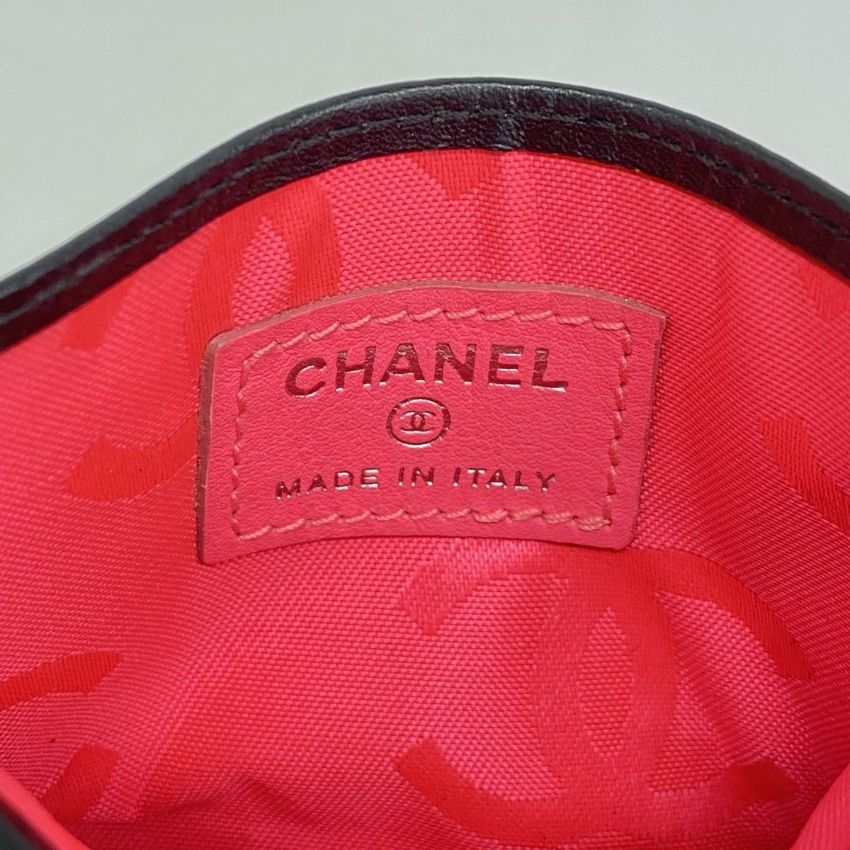 Chanel Card Case Cambon Lambskin Black Cles Dies — view 4