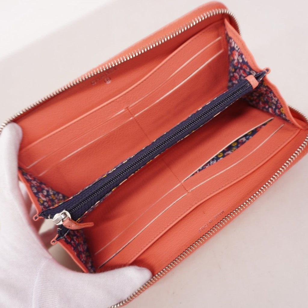 Chanel Wallet Leather Pink Silver — view 3