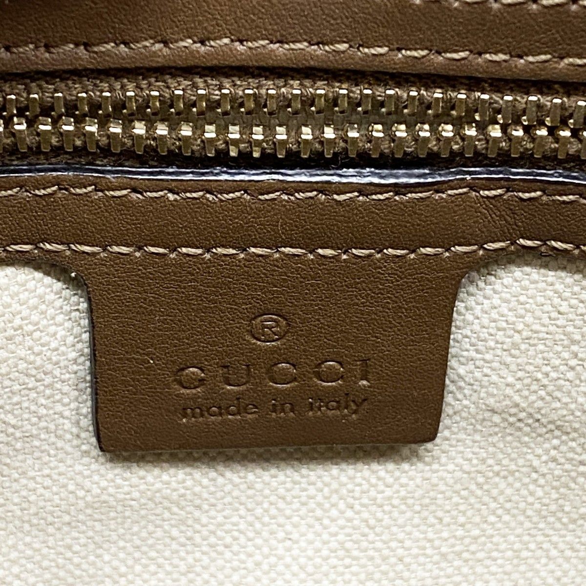 Gucci Shoulder Bag GG Supreme Beige Brown Champagne Gold — view 5
