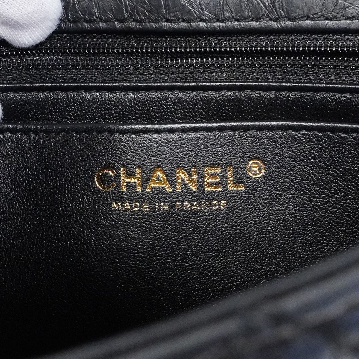 Chanel Shoulder Bag Quilted 2.55 Calfskin Black Gold — view 5