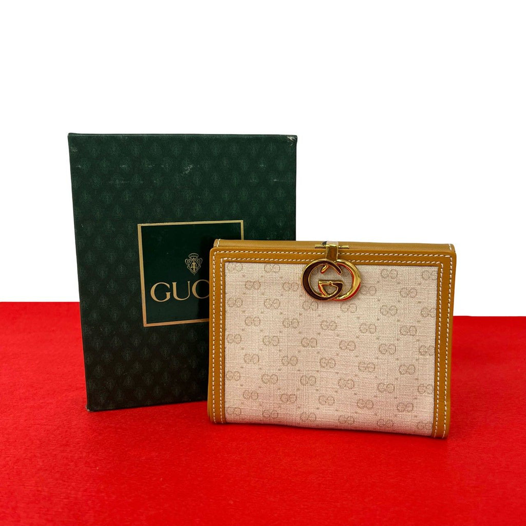 Gucci Vintage Micro GG Logo Leather Bifold Wallet Camel Ivory