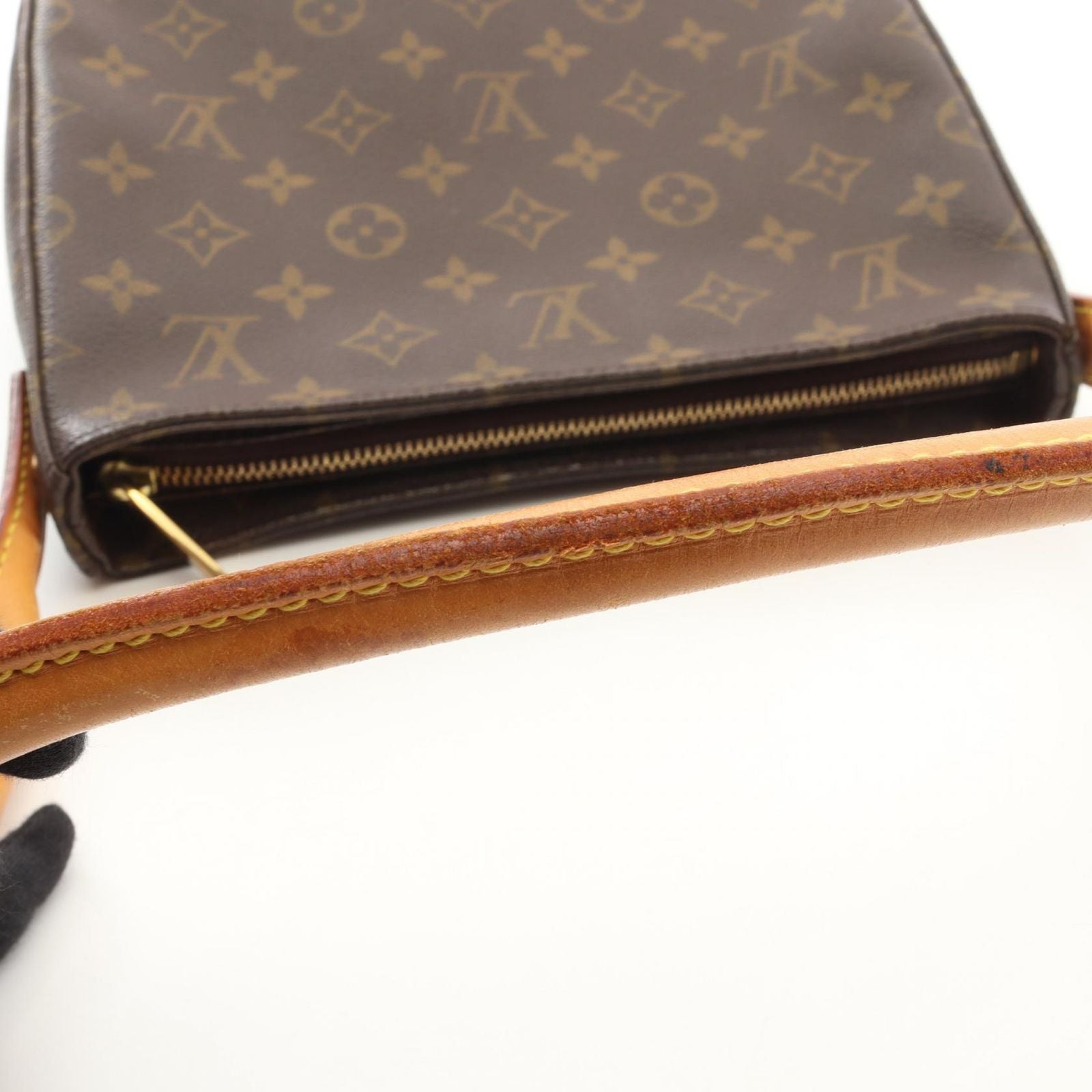 Louis Vuitton Shoulder Bag Looping Canvas Leather — view 7