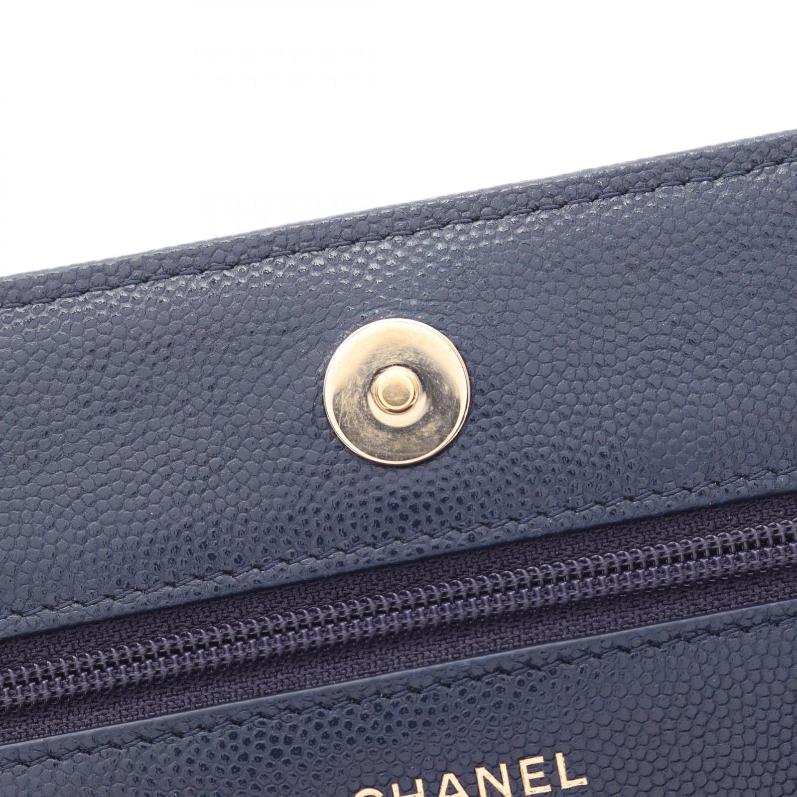 Chanel Shoulder Bag 19 Navy Calf Quilted Chain Wallet — view 8