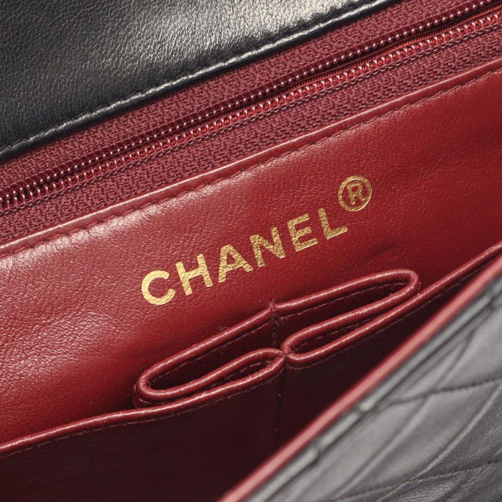Chanel Shoulder Bag Mini Quilted 20 Black Lambskin Chain — view 4