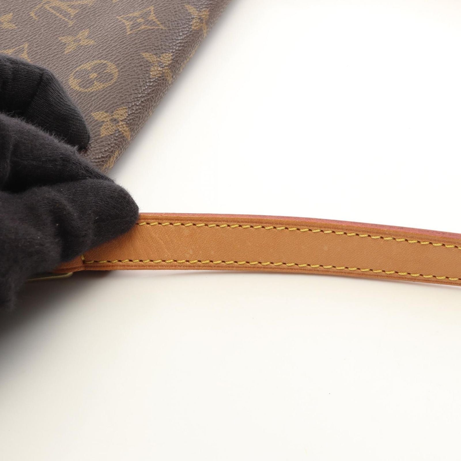 Louis Vuitton Shoulder Bag Musette Tango Short Strap Monogram Canvas Leather — view 8