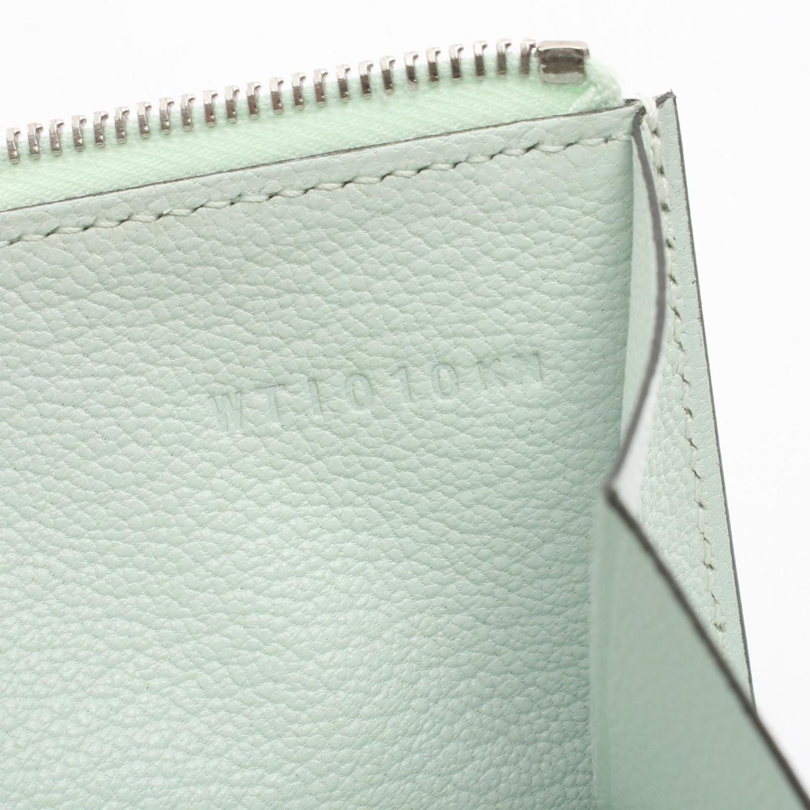 Hermes Bifold Wallet Bearn Souffle Vert Peppermint Leather — view 6