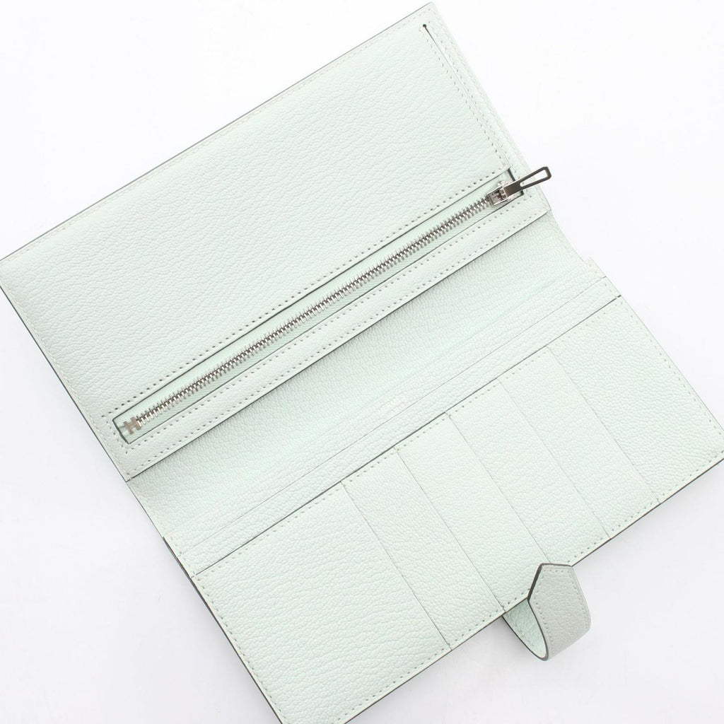 Hermes Bifold Wallet Bearn Souffle Vert Peppermint Leather — view 3