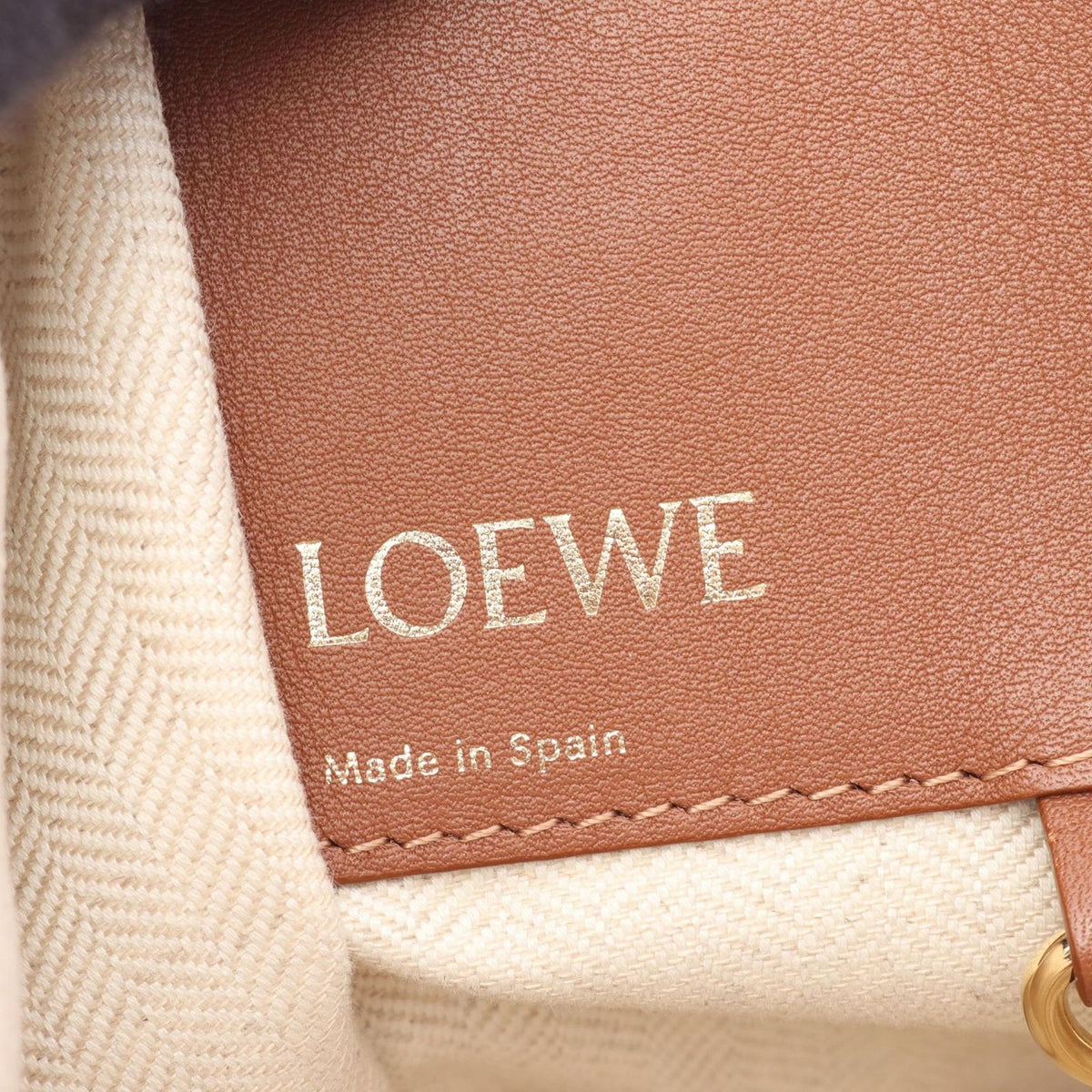 Loewe Handbag Hammock Small 2-Way Brown Natural Leather — view 4