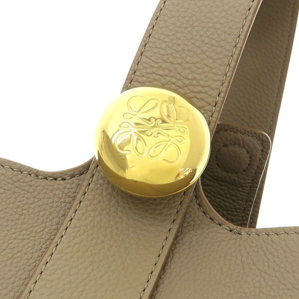 Loewe Pebble Bucket Bag Mini — view 3