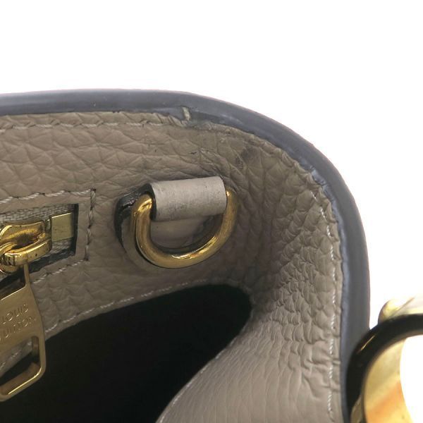 Louis Vuitton Capucines BB Messenger — view 6