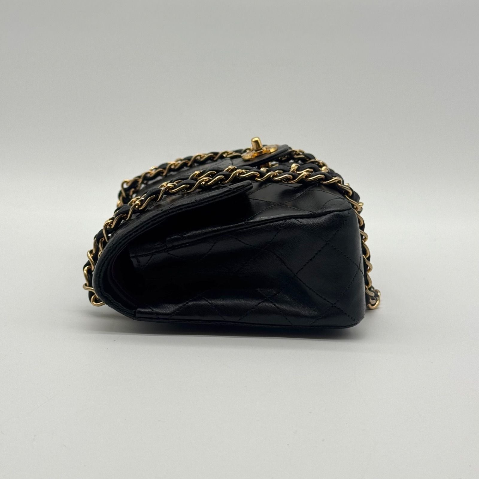 Chanel Large Shoulder Bag Quilted CC Logo Turnlock Gold Leather Black Chain — view 4