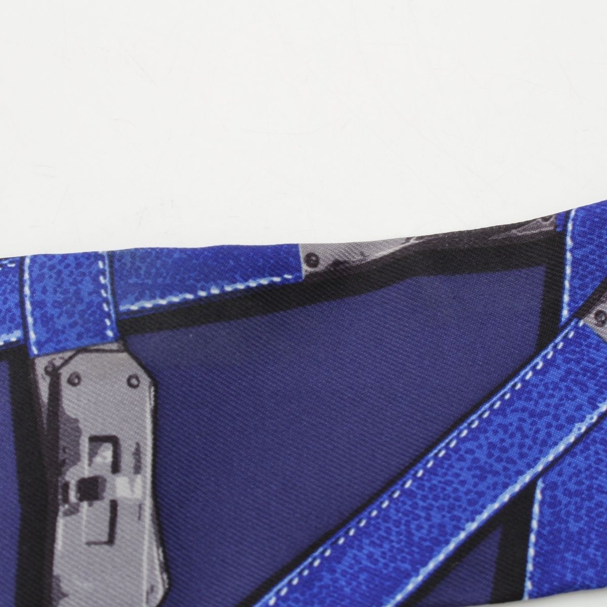 Hermes Twilly Silk Kelly Croam Motif Belt Pattern Scarf Blue — view 7