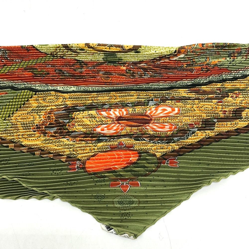 Hermes Scarf Australian Dream Memories Silk Green — view 3