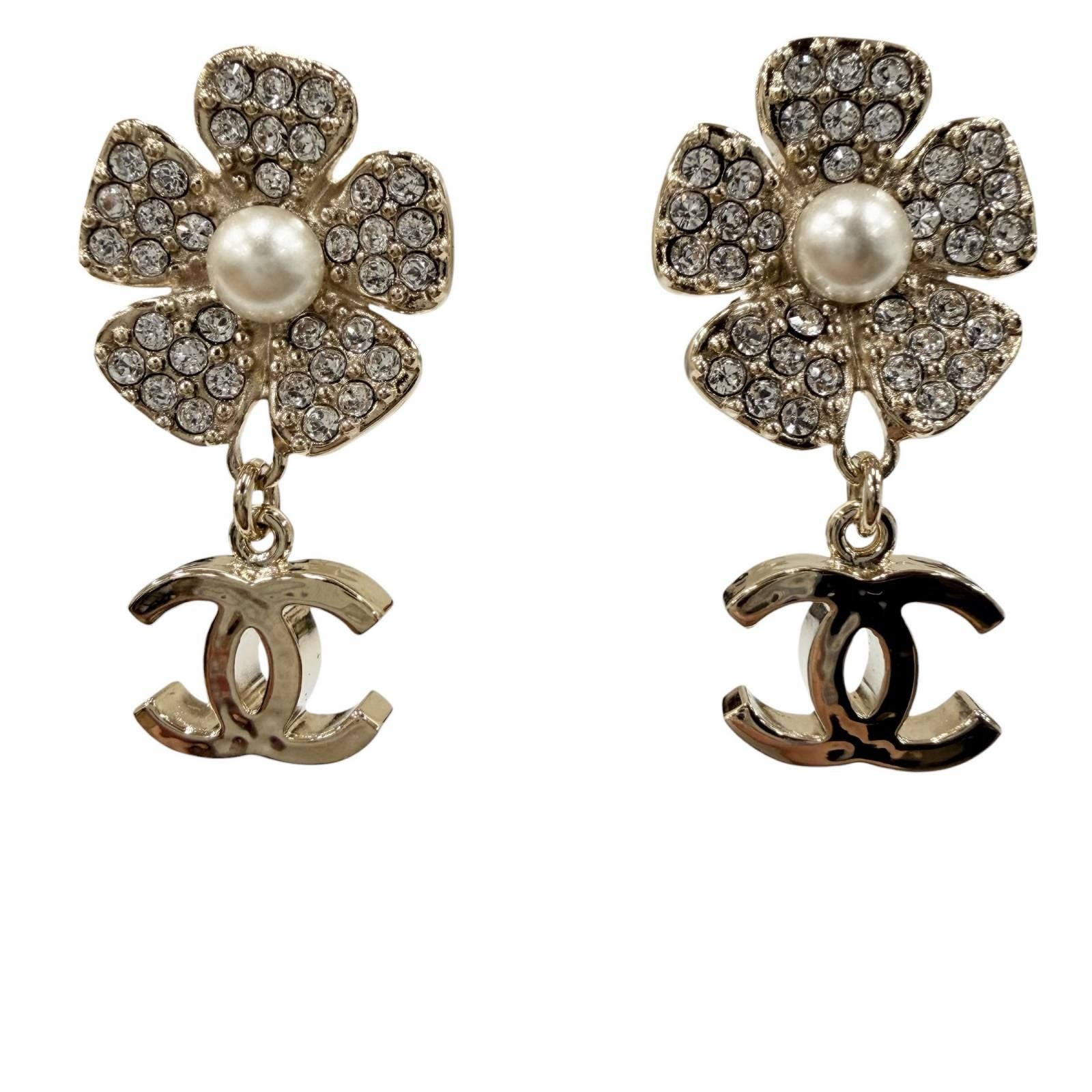 Chanel CC Logo Pearl Bijou Flower Earrings Gold