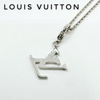 Louis Vuitton White Gold Necklace 39 cm