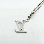 Louis Vuitton White Gold Necklace 39 cm — view 2