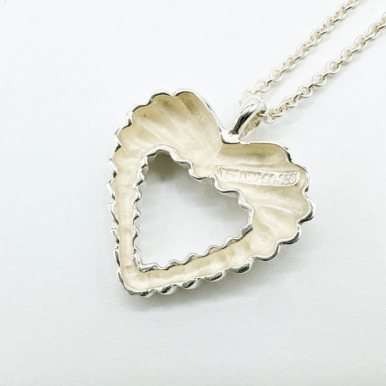 Tiffany & Co Twist Heart Silver Necklace 46 cm — view 3