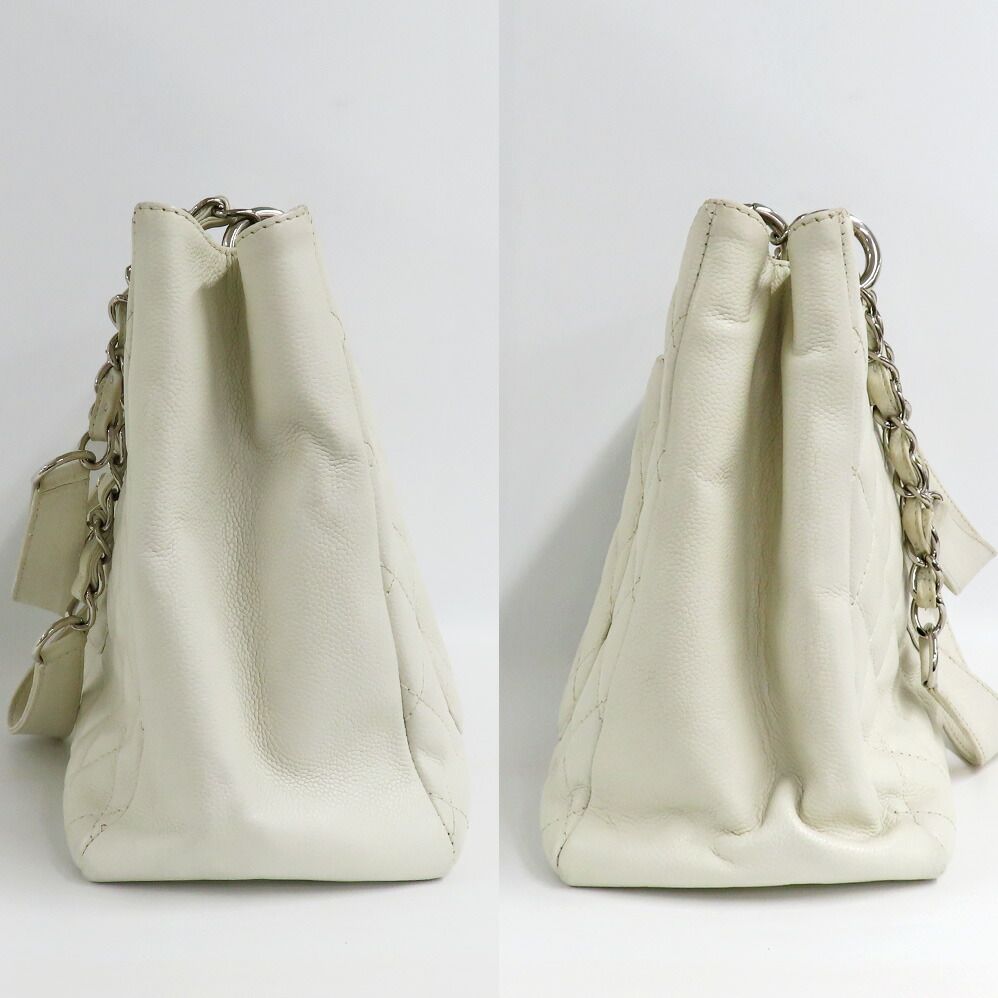 Chanel Grand Shopping Tote GST White Caviar Leather Silver Shoulder Bag CC Logo — view 4