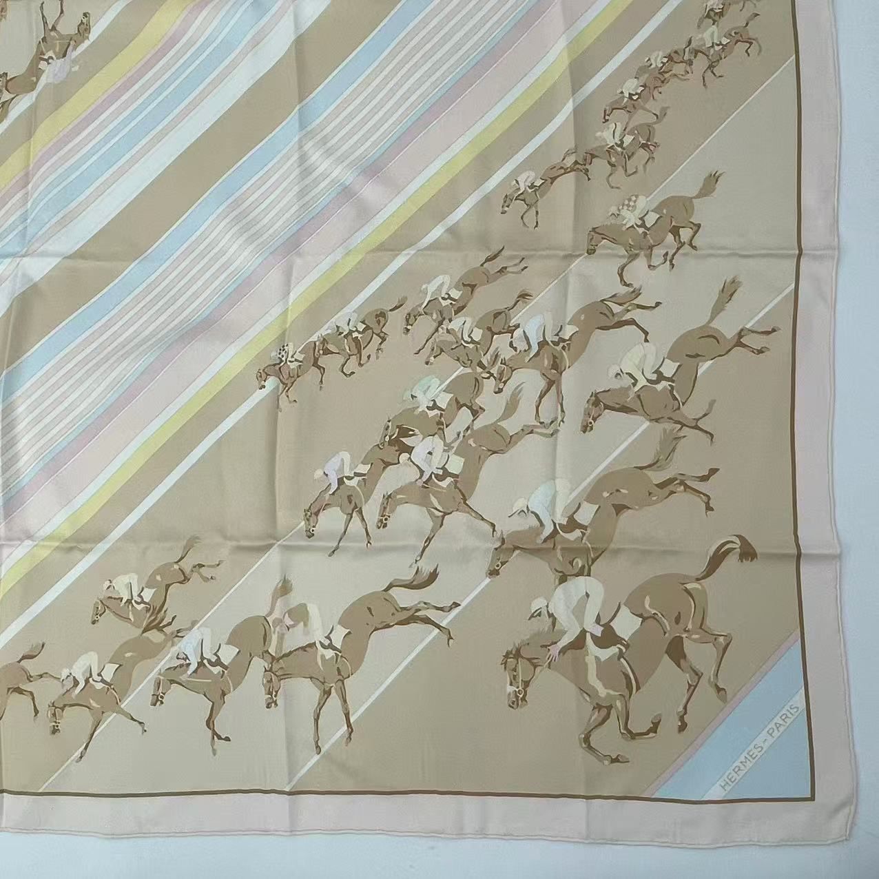 Hermes Carre 90 Lea Courses Horse Racing Silk Scarf Beige — view 5