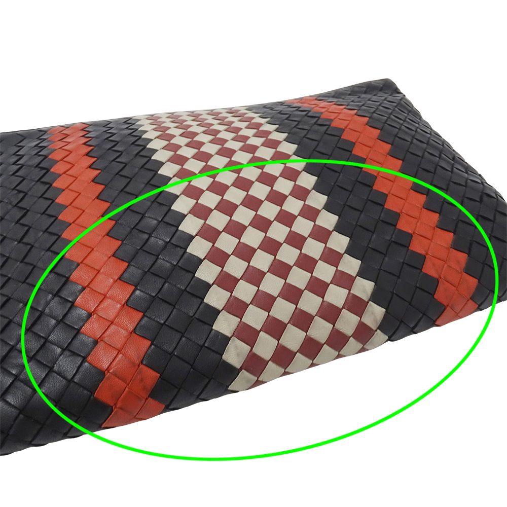 Bottega Veneta Intrecciato Clutch Leather Black — view 7
